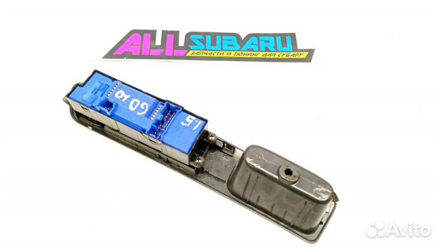 Блок управления стеклоподъемниками правый Subaru Блок управления стеклоподъемниками правый Subaru