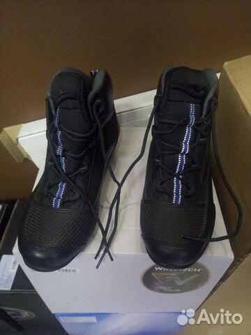 sneakers bmw