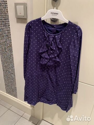 Платье для девочки на возраст 4-5 лет Платье для девочки на возраст 4-5 лет