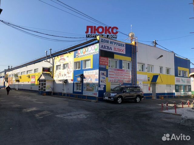 Торгово-офисные помещения, 1800 м² Торгово-офисные помещения, 1800 м²