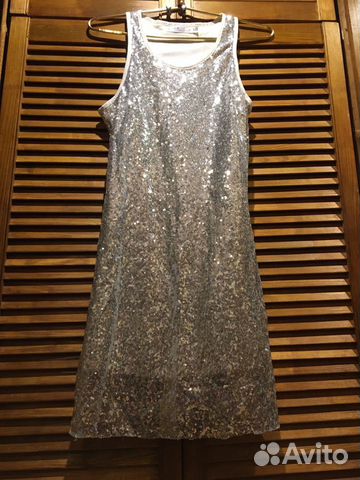 Платье с пайетками серебристое Платье с пайетками серебристое