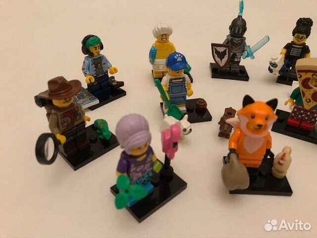 Lego серия 19 минифигурки новые