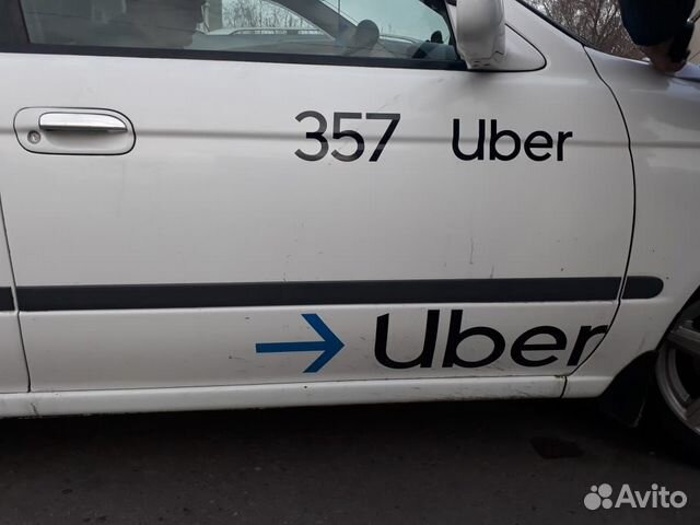 Оклейка такси Uber, Яндекс,везет Оклейка такси Uber, Яндекс,везет
