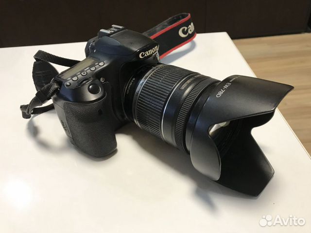 Canon EOS 60d с объективом Canon EF-S 18-200mm 3.5 Canon EOS 60d с объективом Canon EF-S 18-200mm 3.5