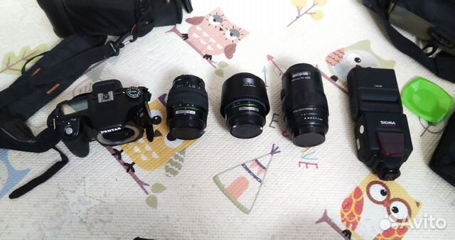 Pentax K200D + 3 объектива + вспышка + 2 сумки Pentax K200D + 3 объектива + вспышка + 2 сумки