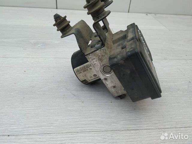 Блок ABS 1K0907379AK Skoda Octavia (A5 1Z) 2004-20 Блок ABS 1K0907379AK Skoda Octavia (A5 1Z) 2004-20