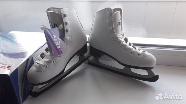 Коньки фигурные