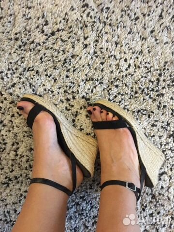 Босоножки vives