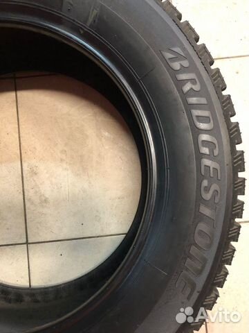 Шина R 16 215 60 bridgestone Spike на Camry Yeti Шина R 16 215 60 bridgestone Spike на Camry Yeti