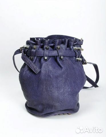 Balenciaga Кожаная сумка-торба с плечевым ремнем Balenciaga Кожаная сумка-торба с плечевым ремнем