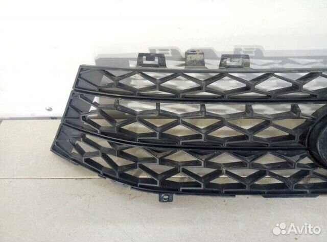 Решетка радиатора LADA Vesta 1 поколение седан Решетка радиатора LADA Vesta 1 поколение седан