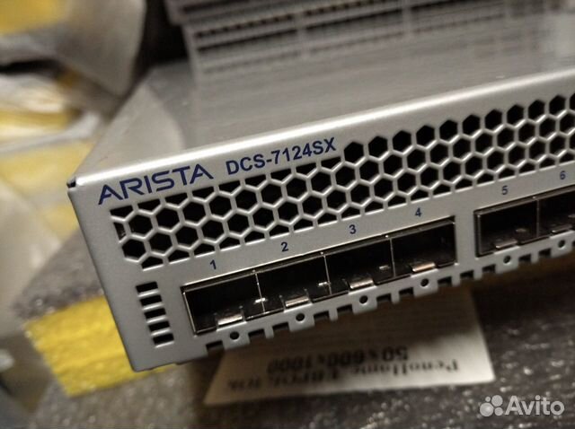 Коммутатор Arista DCS-7124SX-F Коммутатор Arista DCS-7124SX-F