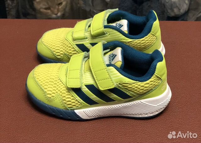 Кроссовки adidas р28 Кроссовки adidas р28