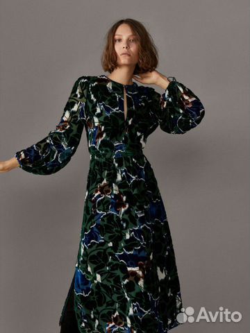 Платье massimo dutti бархат Платье massimo dutti бархат