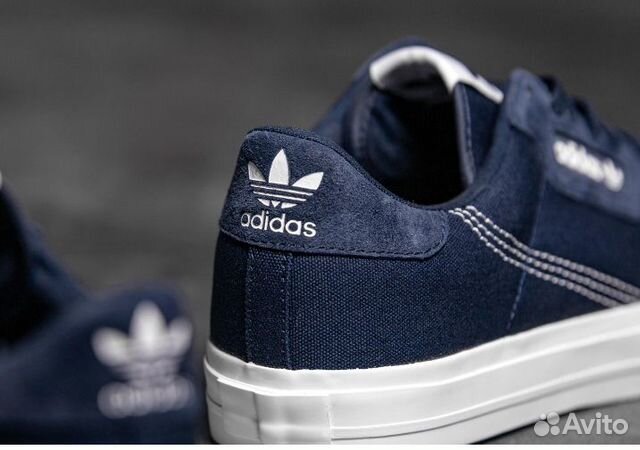 Новые кроссовки Adidas Новые кроссовки Adidas