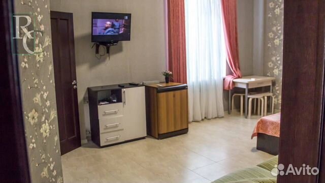 4-к квартира, 130 м², 1/10 эт.