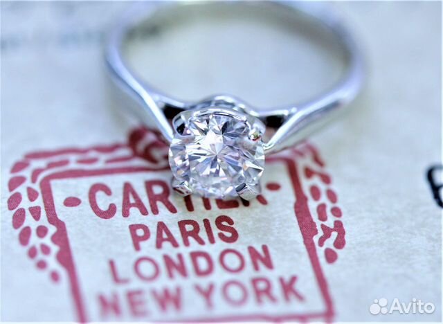Кольцо Cartier с бриллиантом 1,01 ct Видео Кольцо Cartier с бриллиантом 1,01 ct Видео