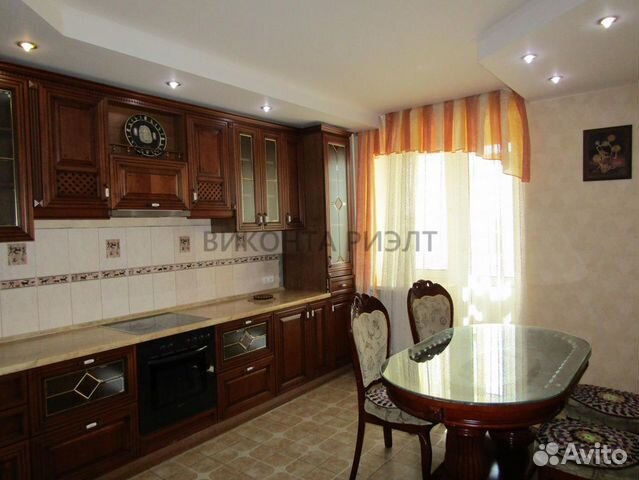 2-к квартира, 85 м², 9/10 эт.