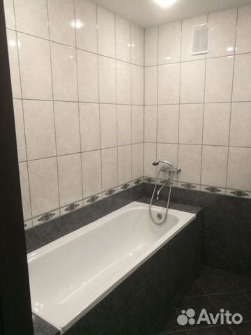 2-к квартира, 65 м², 1/10 эт.