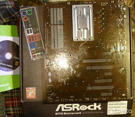 Asrock 970 Extreme4 AM3+ с комплектом, проверка