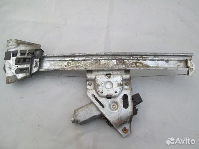 Стеклоподъемник задний левый Mitsubishi Pajero 3