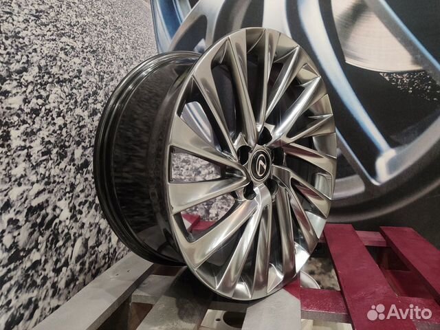 Стильные диски Lexus ES r18 5x114.3 Стильные диски Lexus ES r18 5x114.3