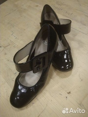 Туфли кожанные лаковые