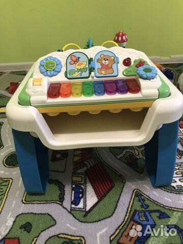 Развивающий стол Chicco