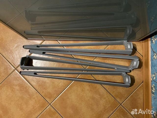 Обеденный стол IKEA Vika Lauri Обеденный стол IKEA Vika Lauri