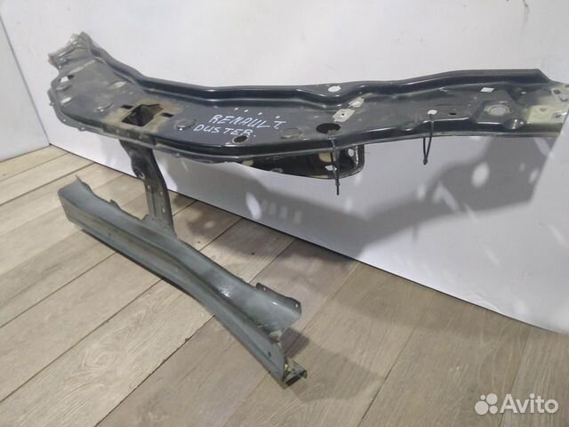 Панель передняя бу Renault Duster OEM 625047737R Панель передняя бу Renault Duster OEM 625047737R