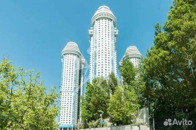 4-к квартира, 185 м², 17/48 эт.