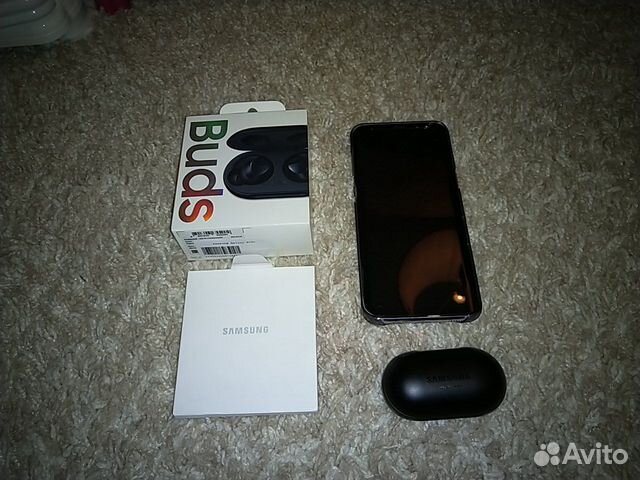 SAMSUNG S8 plus + SAMSUNG Buds SAMSUNG S8 plus + SAMSUNG Buds