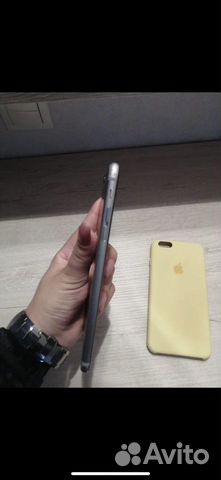 Телефон iPhone