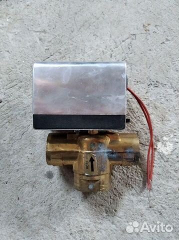 Универсальный 3-х ходовой клапан с электроприводом