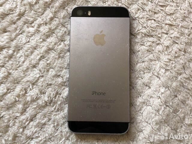 Телефон iPhone 5s Телефон iPhone 5s