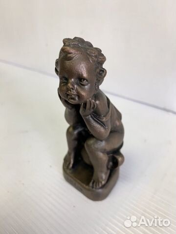 Бронзовая фигура 