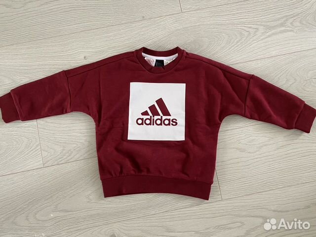 Свитшот adidas новый 110размер