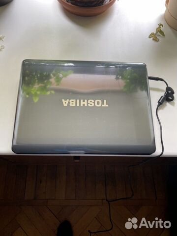 Toshiba satellite A300-14S + сумка и зарядка Toshiba satellite A300-14S + сумка и зарядка