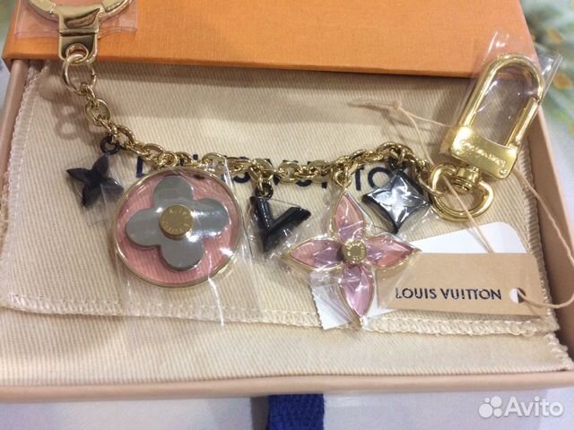 Брелок Louis Vuitton, новый Брелок Louis Vuitton, новый