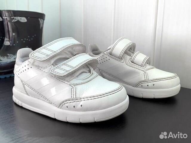 Белые кроссовки Adidas AltaSport CF I, р. 20 Белые кроссовки Adidas AltaSport CF I, р. 20
