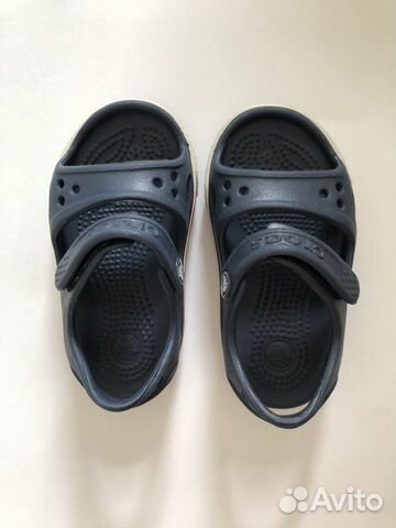 Crocs детские темно-синие сандали С5 - 22 размер Crocs детские темно-синие сандали С5 - 22 размер