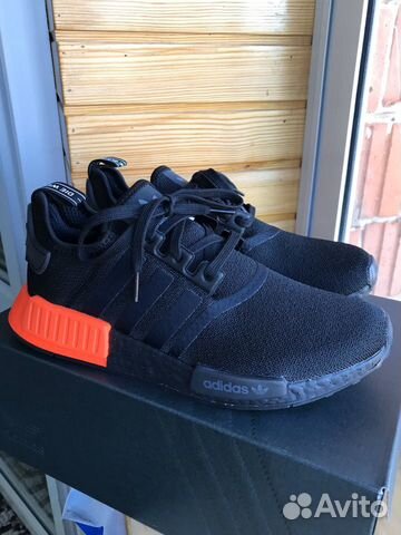 Оригинальные кроссовки Adidas Originals NMD R1 Оригинальные кроссовки Adidas Originals NMD R1