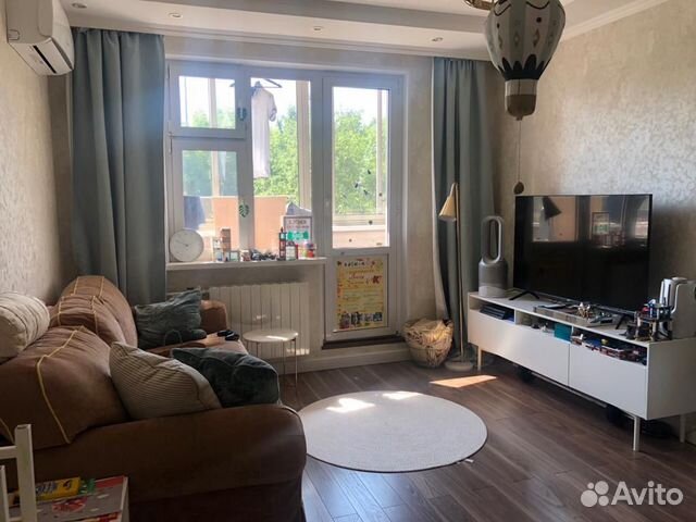 2-к квартира, 52 м², 3/17 эт.