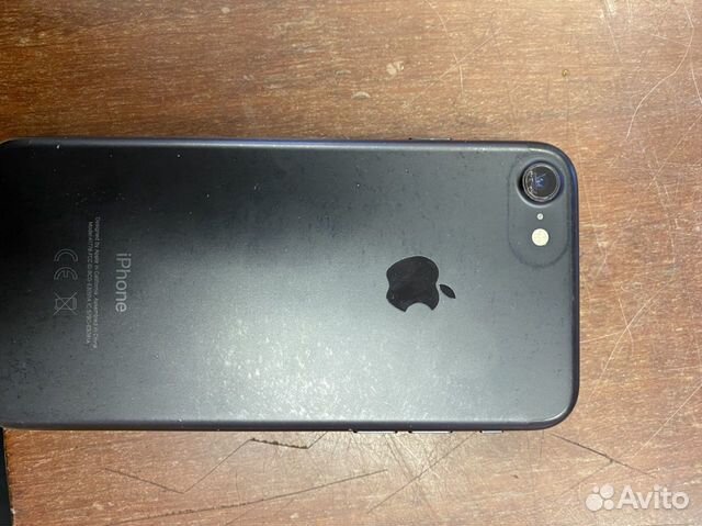 Телефон iPhone 7 32gb