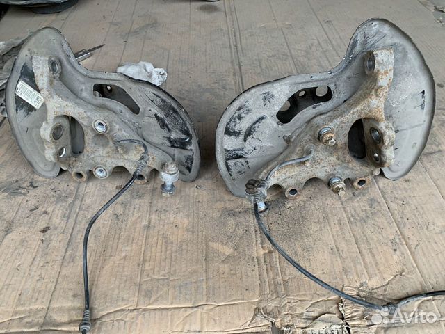 Кулак поворотный передний Mercedes W204 C180
