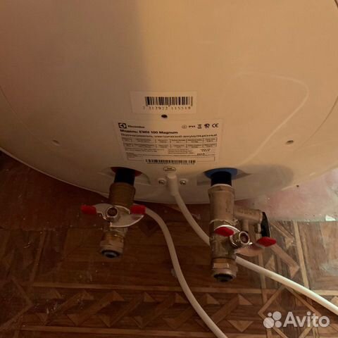 Водонагреватель Electrolux EWH 100 magnum (бойлер)
