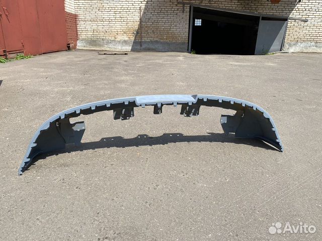 Спойлер бампера Volkswagen Golf 5 новый VAG Спойлер бампера Volkswagen Golf 5 новый VAG