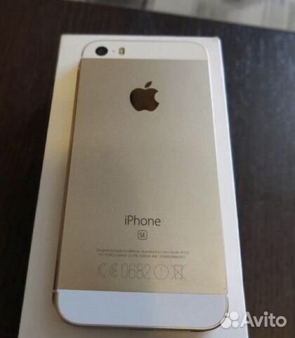 Телефон iPhone 5se 32gb