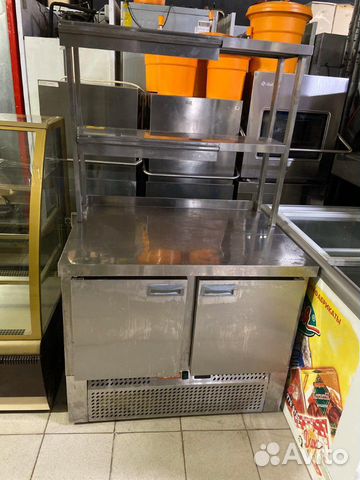 Холодильный стол