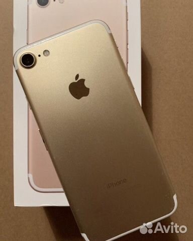 Телефон iPhone 7 Gold Телефон iPhone 7 Gold
